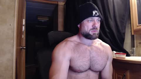 Snapshot of 9fat_inches chatting on 6, 2, 2025 9 fat inches online show from 6, 2, 2025