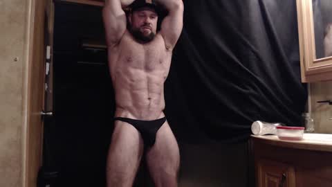 Snapshot of 9fat_inches chatting on 8, 2, 2025 9 fat inches online show from 8, 2, 2025