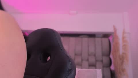 Abbye Miller online show from 27, 10, 2025