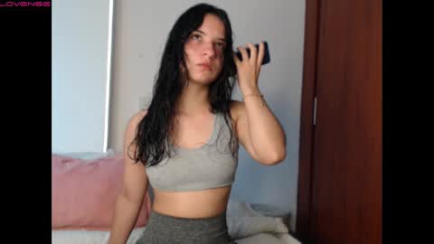 Snapshot of _abrill_20 chatting on 18, 9, 2025 _abrill_20 online show from 18, 9, 2025