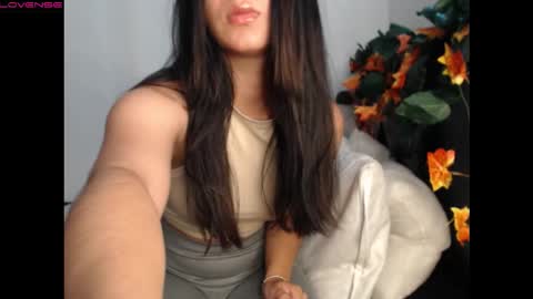 Snapshot of _abrill_20 chatting on 11, 10, 2025 _abrill_20 online show from 11, 10, 2025