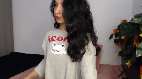 Snapshot of _abrill_20 chatting on 16, 11, 2025 _abrill_20 online show from 16, 11, 2025