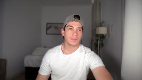 _aesthetic online show from 30, 10, 2025