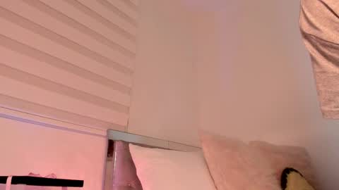 Snapshot of _alissonrose chatting on 28, 4, 2026 Karo online show from 28, 4, 2026