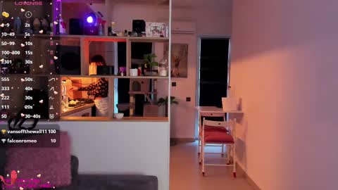 Mia online show from 23, 2, 2025