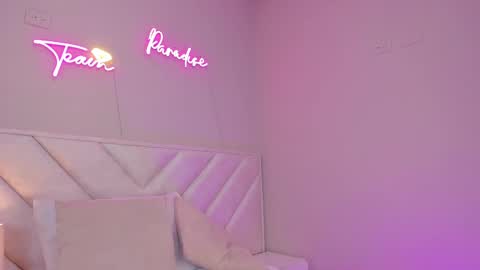 ngela  online show from 18, 2, 2025