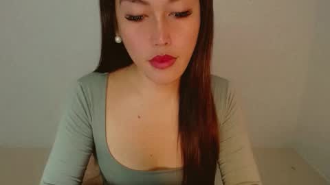 Pearl  online show from 9, 4, 2026