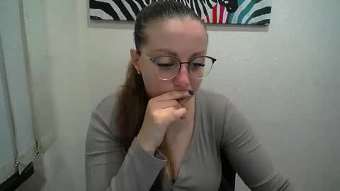 Anna online show from 4, 12, 2025