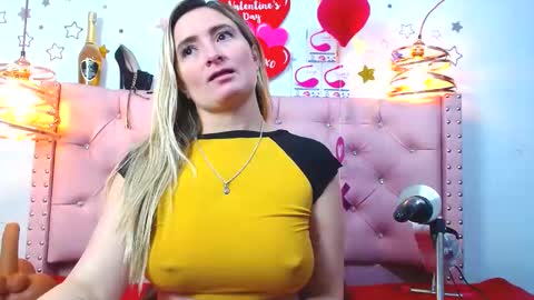 _antonella_11 online show from 4, 3, 2025