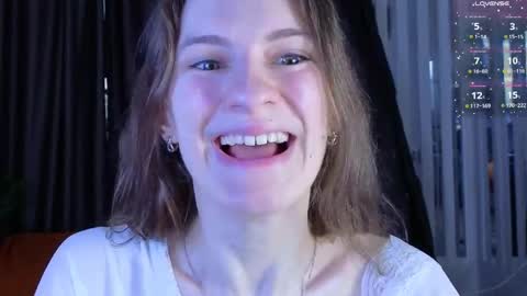 _ash_leyy_ online show from 5, 4, 2026