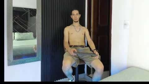 Snapshot of _axel_09 chatting on 8, 5, 2026 _axel_09 online show from 8, 5, 2026