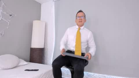 _axelking_ online show from 28, 10, 2025