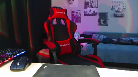 Tiffany online show from 23, 9, 2025