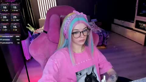 Olivia Subscribe to my Fansly -   online show from 15, 5, 2026