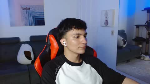 B L A K E online show from 25, 2, 2025