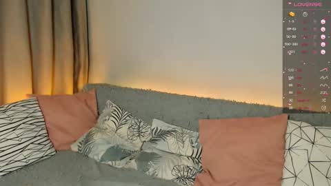 Elizabeth online show from 25, 11, 2025