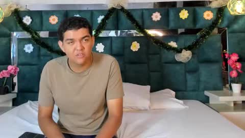 _bonnyandclyde online show from 20, 12, 2025