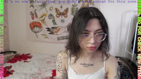 Snapshot of _by_double_sexy_miss_ chatting on 8, 3, 2025 _by_double_sexy_miss_ online show from 8, 3, 2025