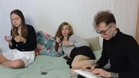 _by_double_sexy_miss_ online show from 18, 4, 2026