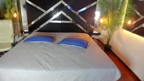 Candy online show from 23, 9, 2025