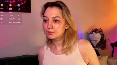 Snapshot of _ccrystaa_ chatting on 24, 7, 2026 Christina Chris online show from 24, 7, 2026