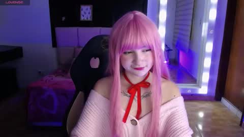 _charlotte_collins_ online show from 5, 12, 2025