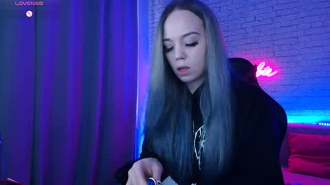 Nica online show from 8, 12, 2024