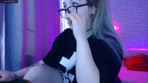 Nica online show from 25, 10, 2025