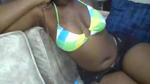 Snapshot of _diva001_ chatting on 9, 9, 2025 bigbootydiva online show from 9, 9, 2025