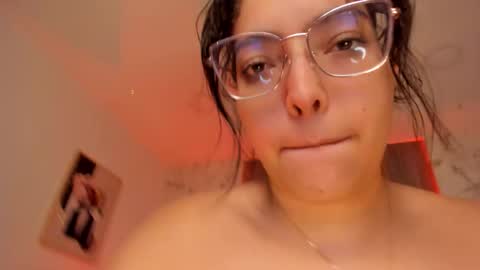 Snapshot of _dollargirl_ chatting on 5, 3, 2026 Abril online show from 5, 3, 2026