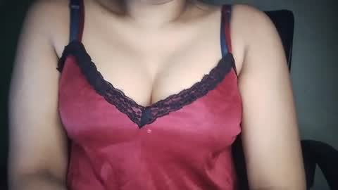 Snapshot of _dreamgirl_0 chatting on 22, 6, 2026 _dreamgirl_0 online show from 22, 6, 2026