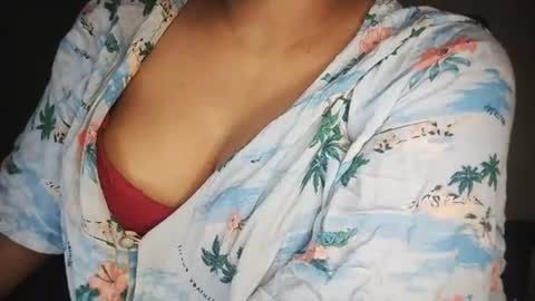 Snapshot of _dreamgirl_0 chatting on 22, 6, 2026 _dreamgirl_0 online show from 22, 6, 2026
