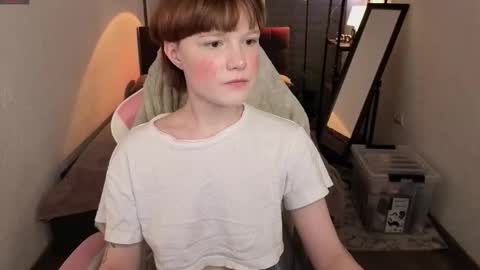 Luna    online show from 10, 3, 2026