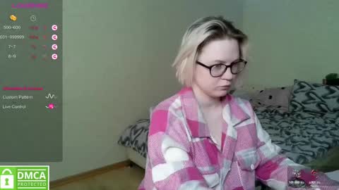 Snapshot of _elven_dreams__ chatting on 10, 3, 2025 chloue and Gretta online show from 10, 3, 2025