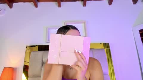 Isabella online show from 22, 1, 2025