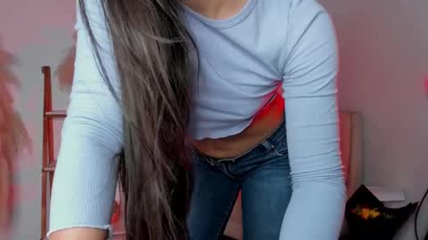 Snapshot of _emma_m chatting on 16, 10, 2025 emma morryson online show from 16, 10, 2025