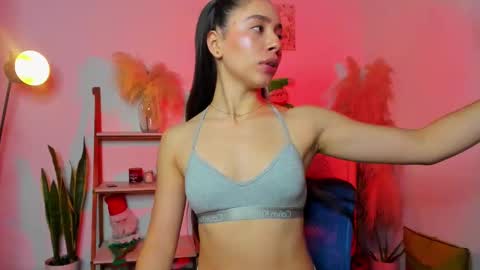 Snapshot of _emma_m chatting on 25, 11, 2025 emma morryson online show from 25, 11, 2025