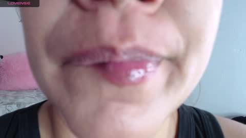 Snapshot of _emyligrey chatting on 31, 12, 2024 Emily Valencia online show from 31, 12, 2024