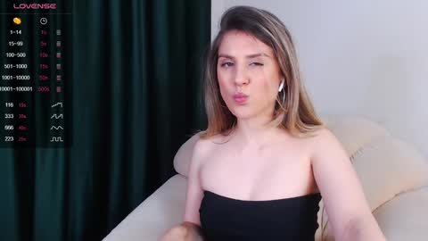 _esmeraldiyaa_ online show from 27, 12, 2024