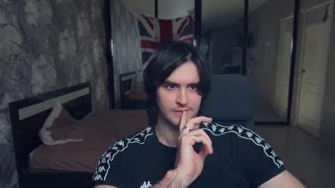 Keanu online show from 11, 11, 2025