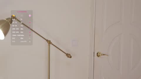 Snapshot of _female_essence_ chatting on 22, 2, 2025 Essie online show from 22, 2, 2025