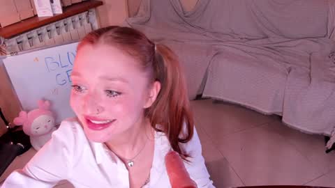 Lola 3  online show from 14, 12, 2024