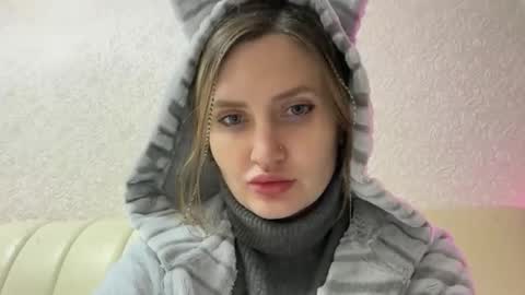  Flora  online show from 30, 10, 2025