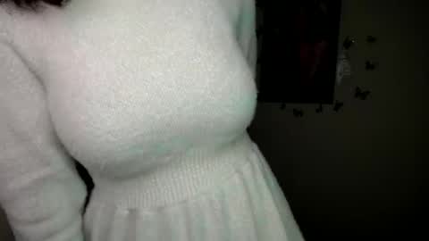 Snapshot of _foxy_lady chatting on 9, 10, 2025 Alice online show from 9, 10, 2025