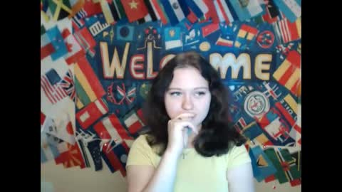 Snapshot of _foxy_lady chatting on 14, 10, 2025 Alice online show from 14, 10, 2025