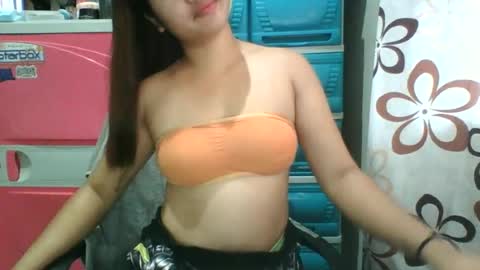 Snapshot of _genevieve22_ chatting on 30, 6, 2026 genny online show from 30, 6, 2026