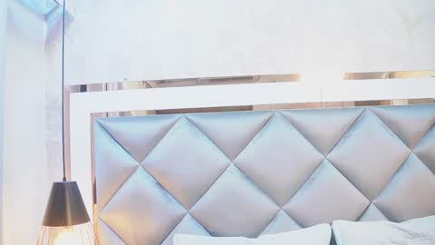 _giggy online show from 15, 4, 2026