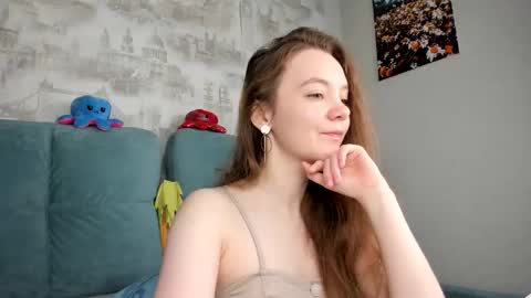_ginyy_ online show from 24, 10, 2025