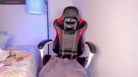 Snapshot of _giovaa_ chatting on 25, 1, 2025 G I O V A online show from 25, 1, 2025