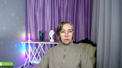 _greybunny_ online show from 21, 10, 2025